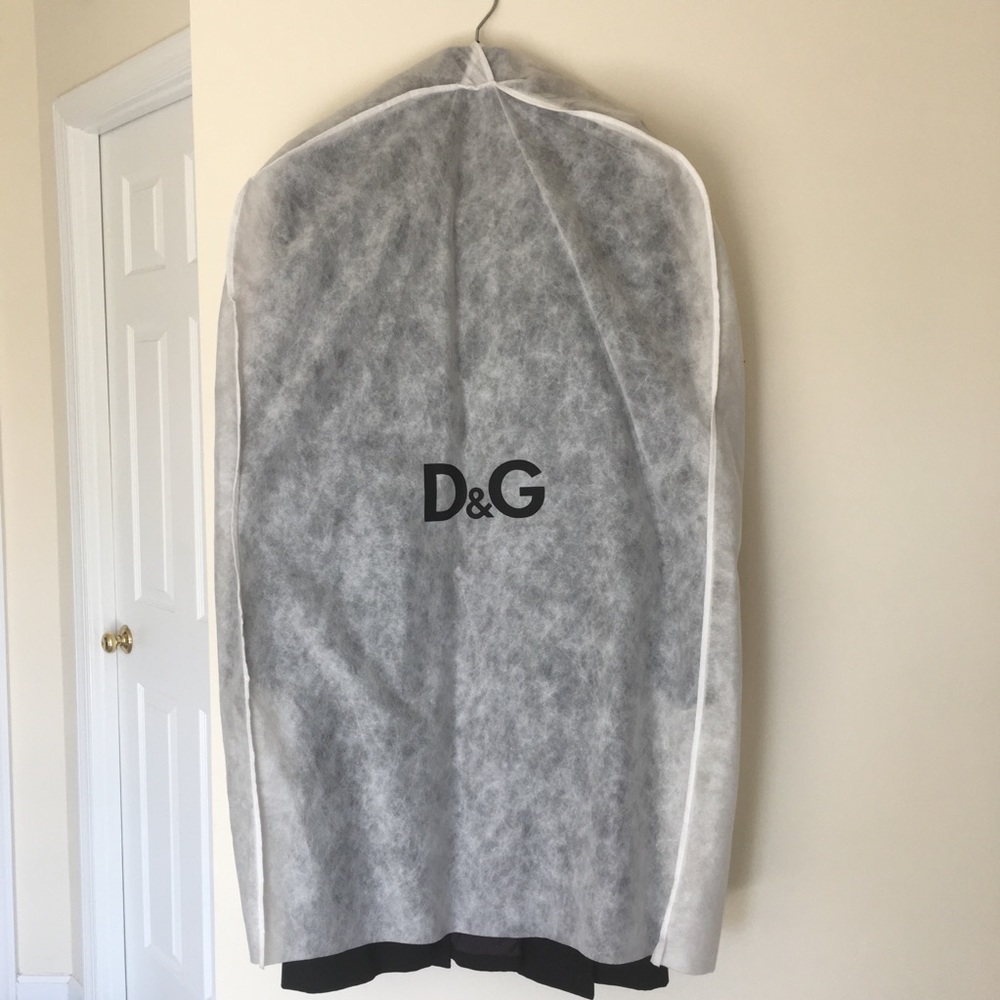 D&G Trench Coat - Picture 3 of 8